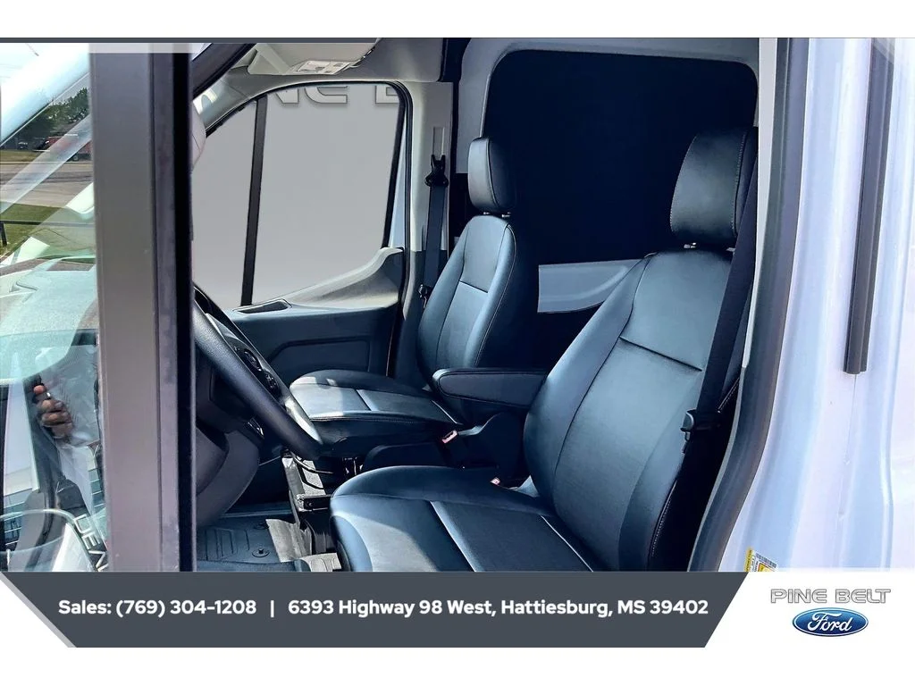 New 2026 Oxford White Ford Cargo Van image 18