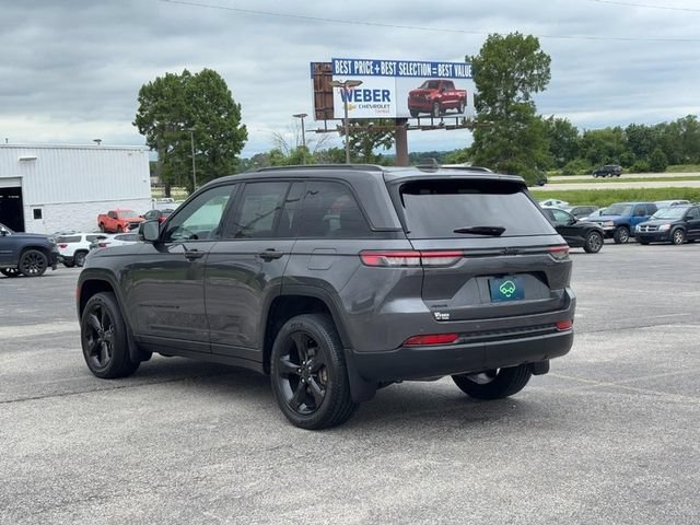 2023 Jeep Grand Cherokee Altitude - Photo 3