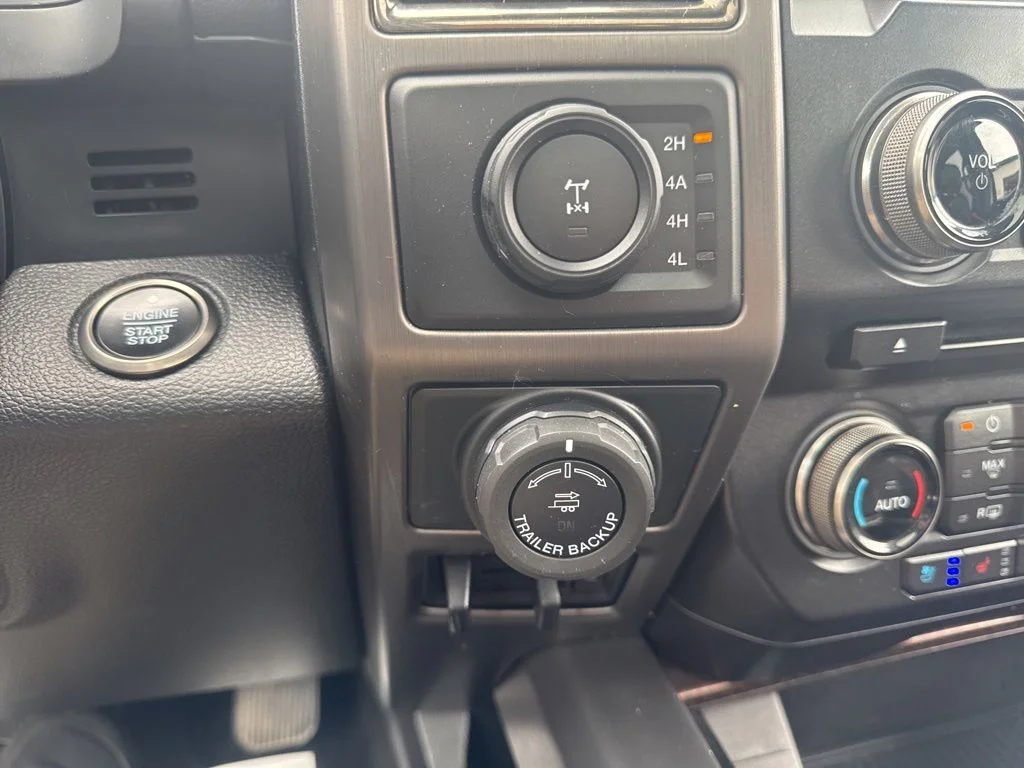 Used 2018 White Ford Raptor image 23