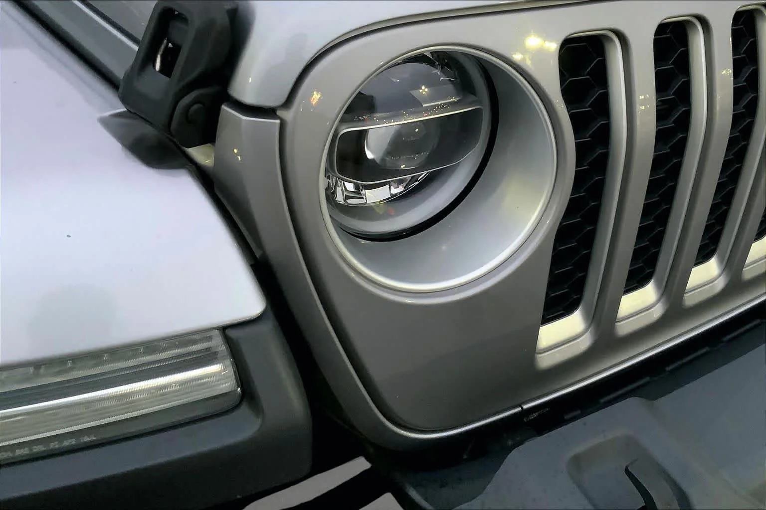 Used 2020 Billet Silver Metallic Clearcoat Jeep North Edition image 24