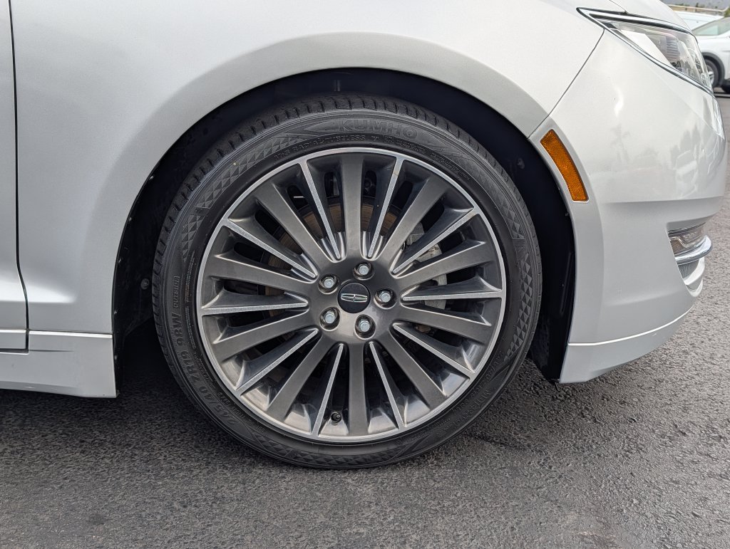 2016 Lincoln MKZ Hybrid - Photo 8