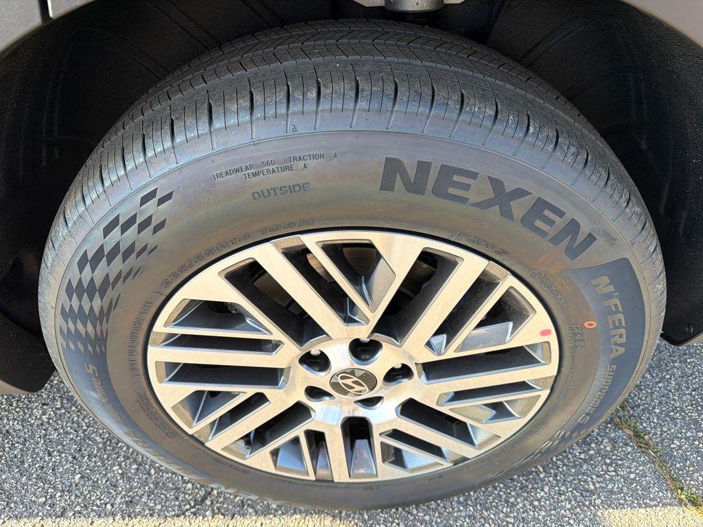 New 2026 Gray Hyundai SEL FWD image 20