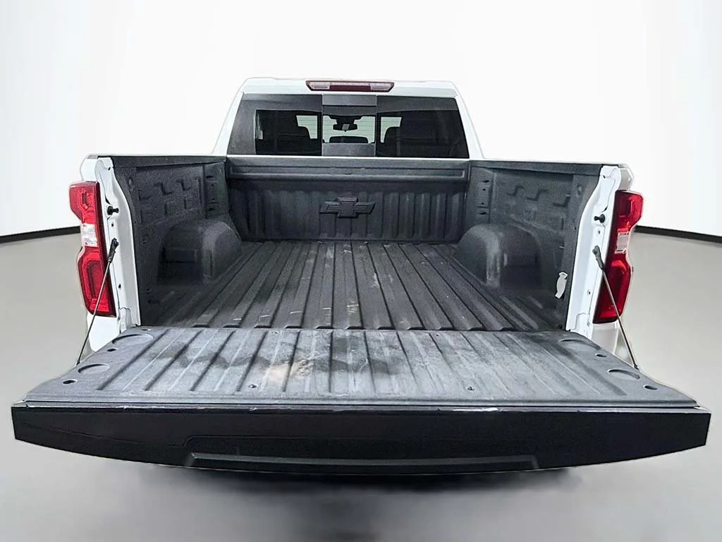 Used 2023 White Chevrolet LT Trail Boss image 17