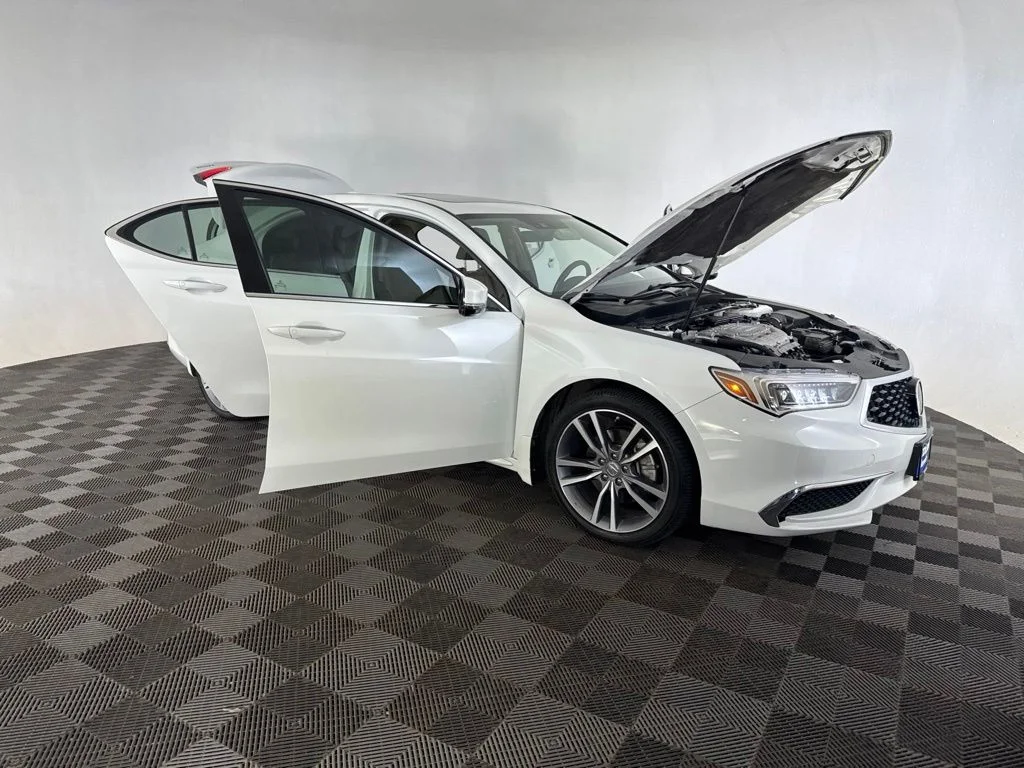 Used 2020  Acura 3.5L Technology Pkg image 13