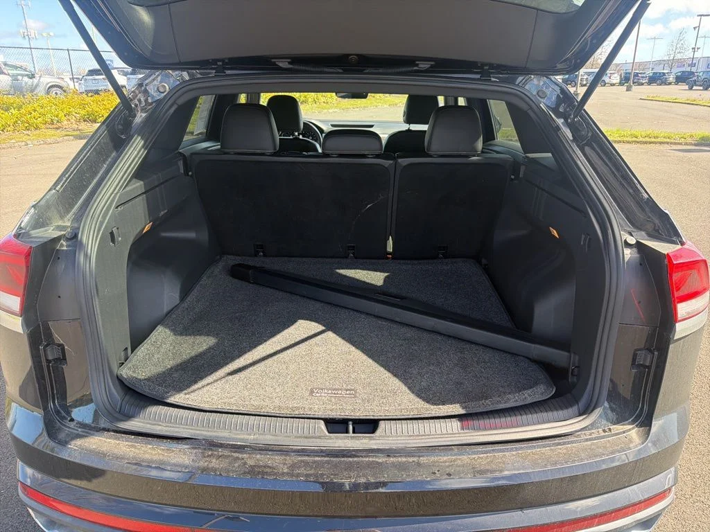 2022 Volkswagen Atlas Cross Sport SE w/Tech - Photo 19