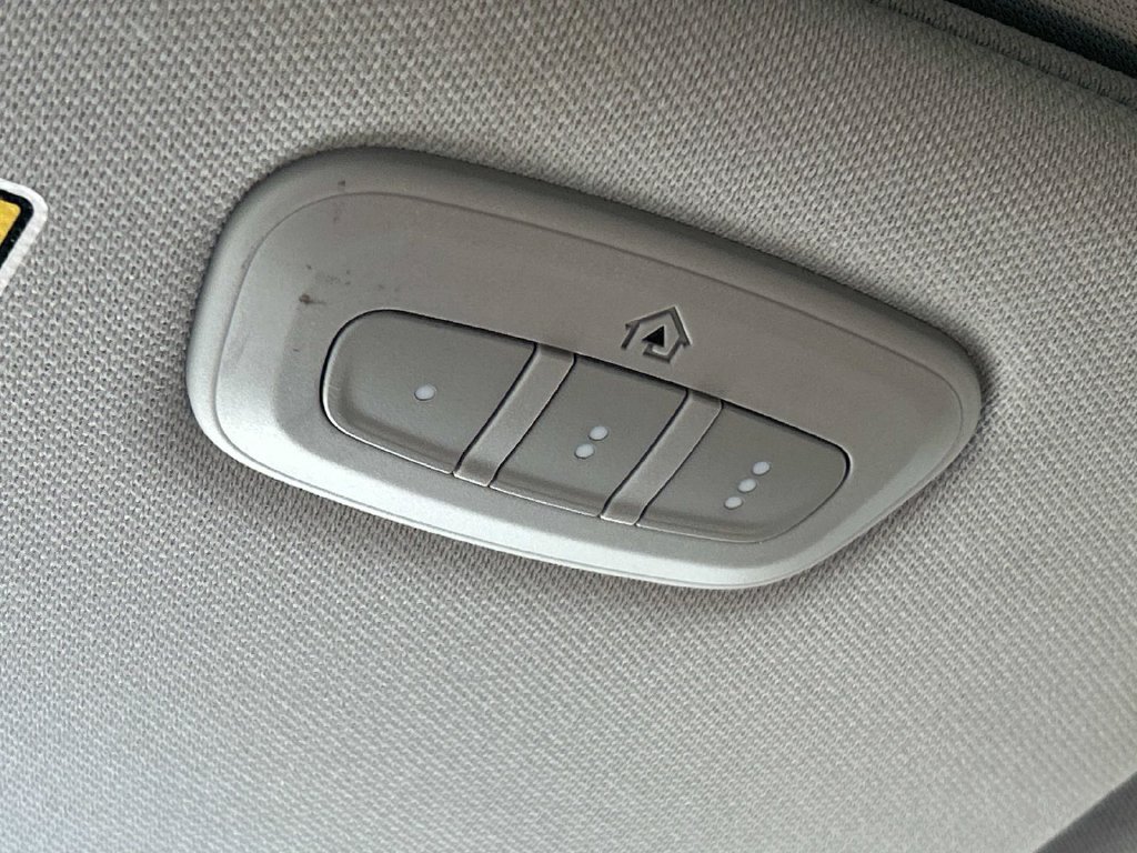 Used 2019 White Jeep Limited image 35