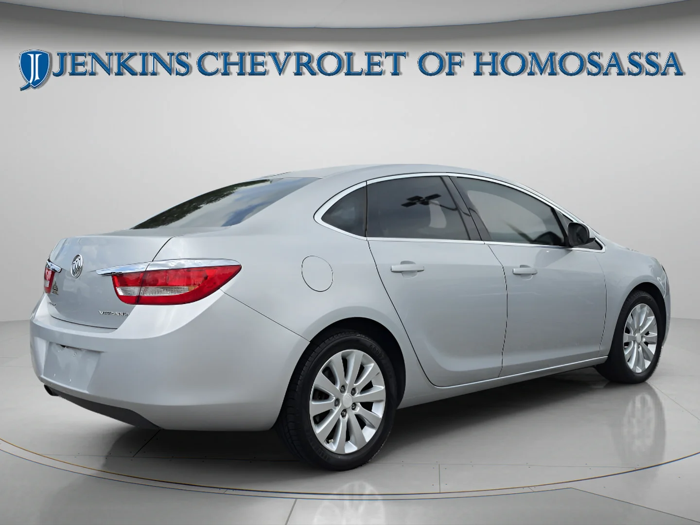 Used 2015 Quicksilver Metallic Buick Base image 4
