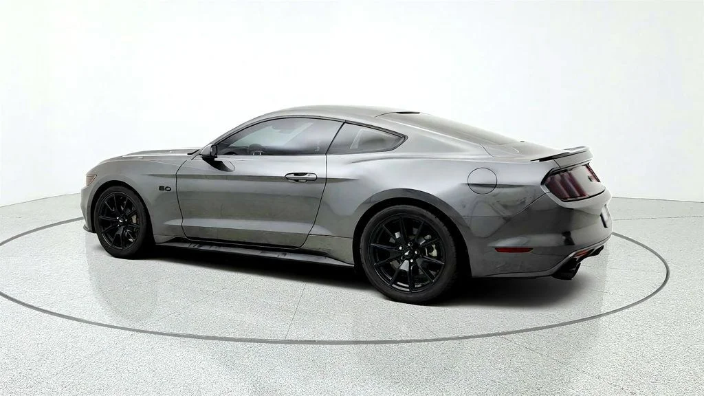 Used 2017 Magnetic Metallic Ford GT Fastback w/ Black Accent Pkg & LSD Axle image 7