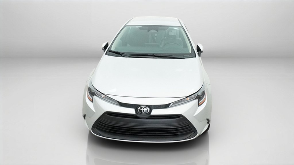 New 2027 Classic Silver Metallic Toyota LE image 16