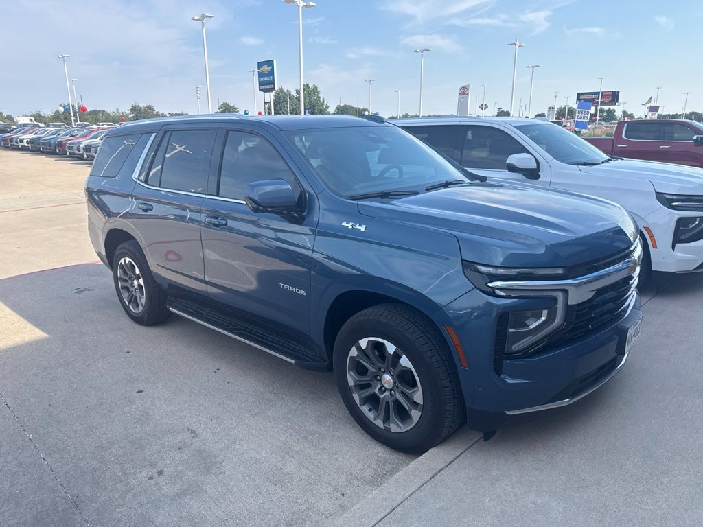 Used 2025 Blue Chevrolet LS image 4
