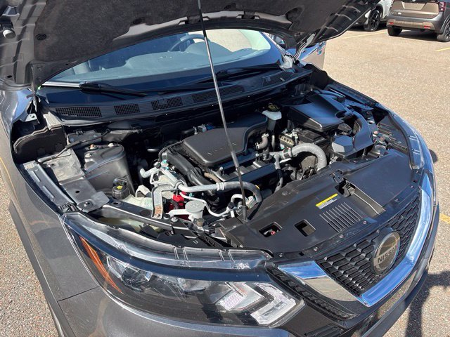 Used 2020 Gray Nissan S image 18