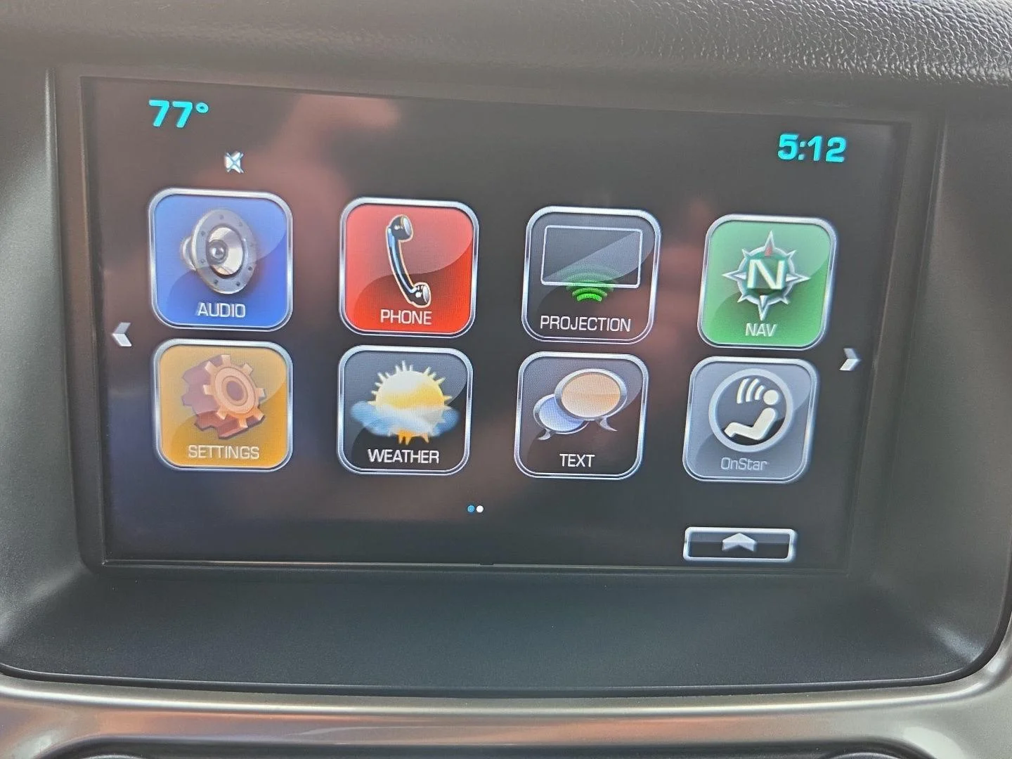 Used 2018 BLACK Chevrolet LT image 17