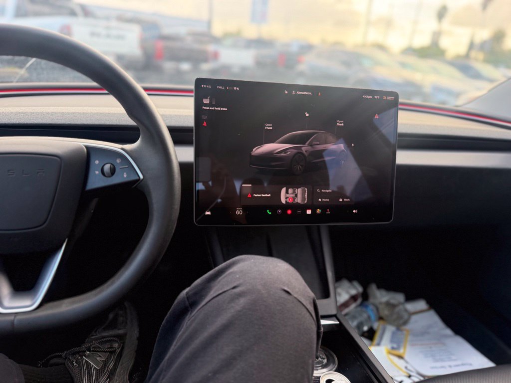 Used 2025 Stealth Gray Tesla  image 8