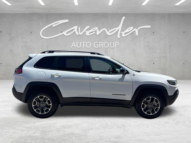 Used 2022 White Jeep Trailhawk image 18