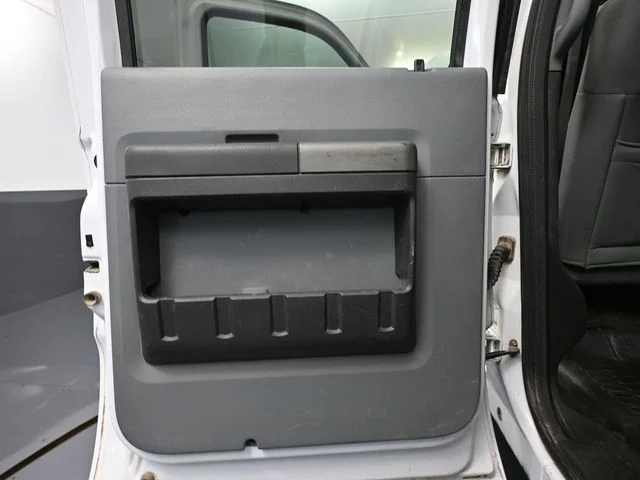 2011 Ford F-350 Super Duty XLT - Photo 29