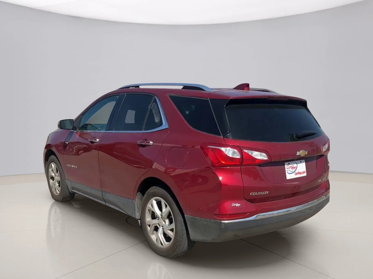 Used 2018 Red Chevrolet PREMIER image 3