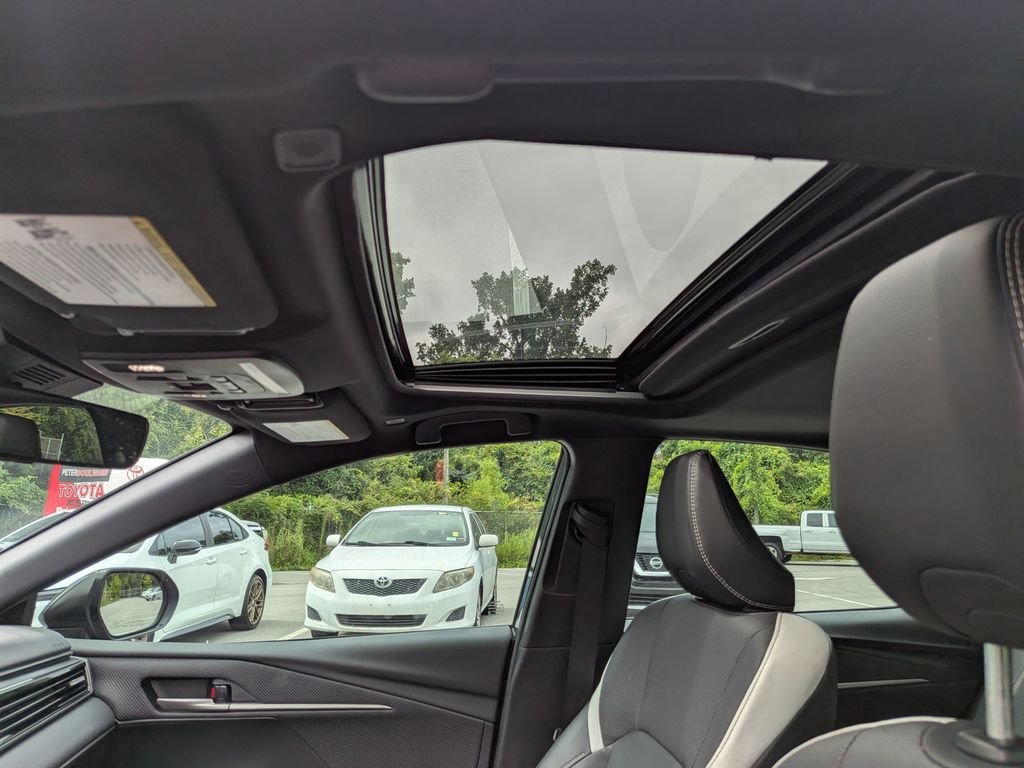 Certified Used 2025  Toyota SE image 23