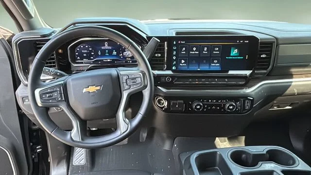 Used 2025 Black Chevrolet LT image 10