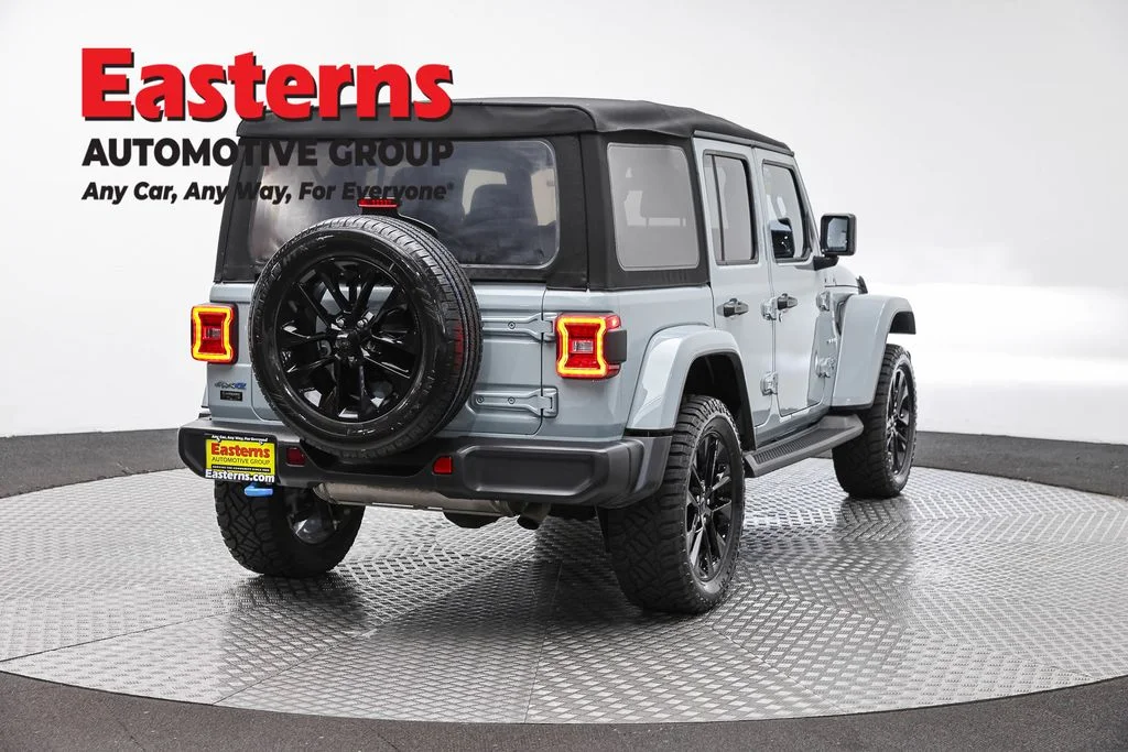 Used 2024 Gray Jeep Sahara 4xe image 5