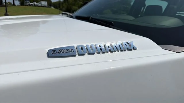 Used 2023 White Chevrolet Work Truck image 40