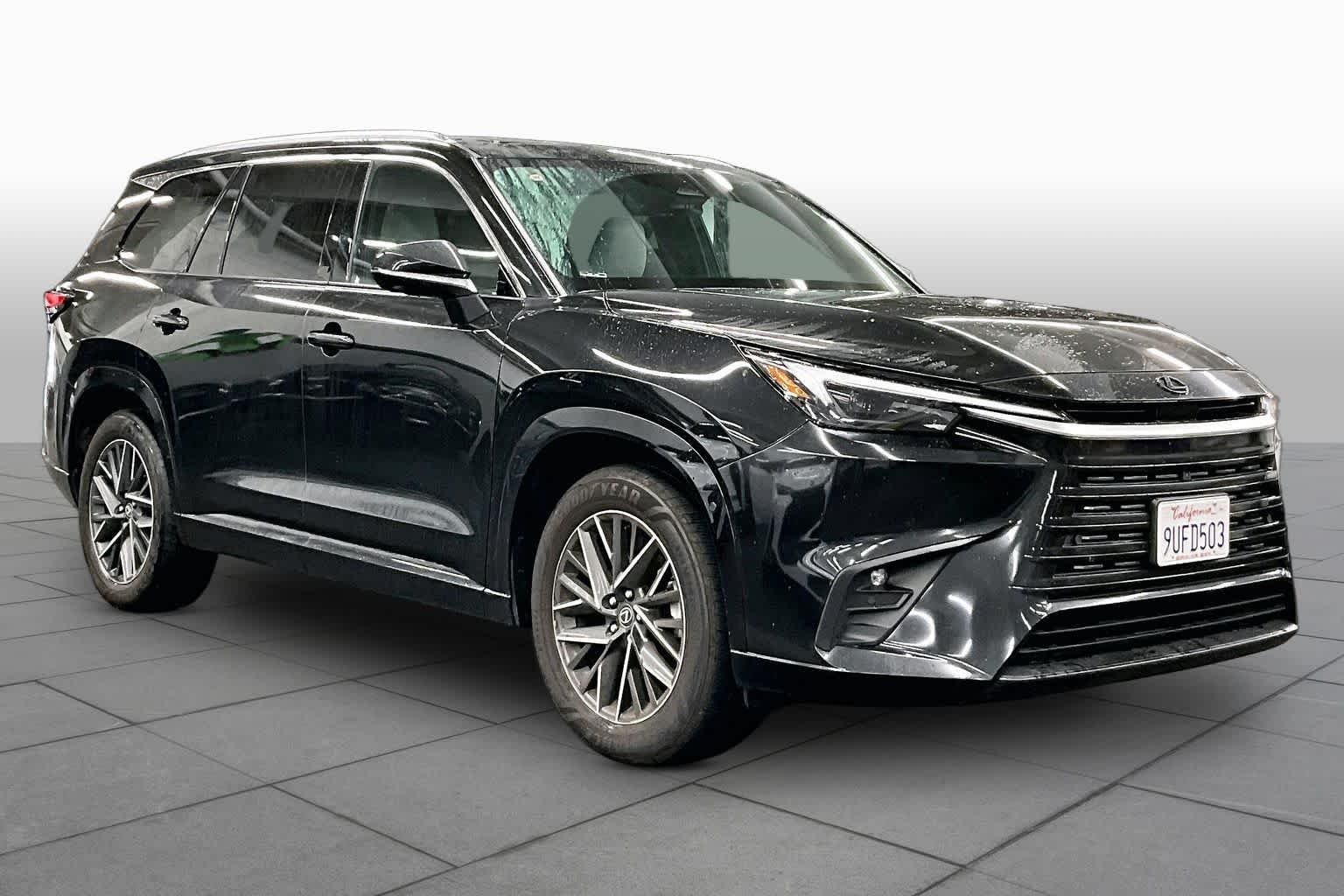 Certified Used 2025 Caviar Lexus Premium image 2