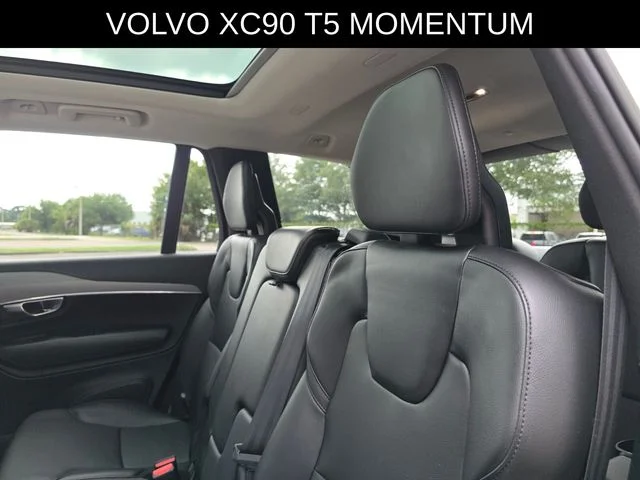 2022 Volvo XC90 Momentum - Photo 19