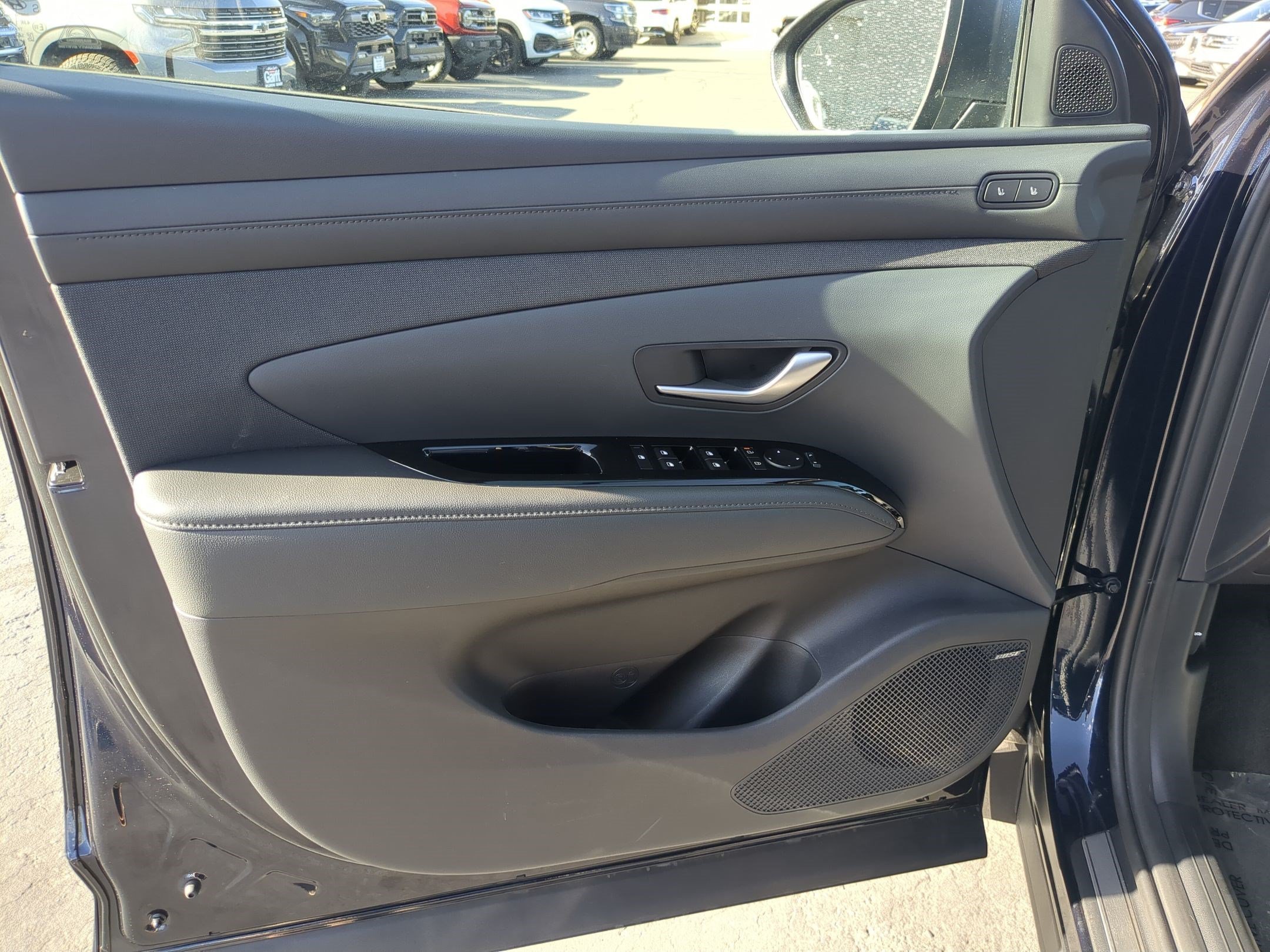 2026 Hyundai Tucson Limited - Photo 12