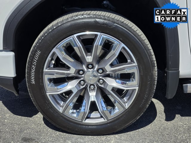 Certified Used 2023 White Frost Tricoat GMC  image 10