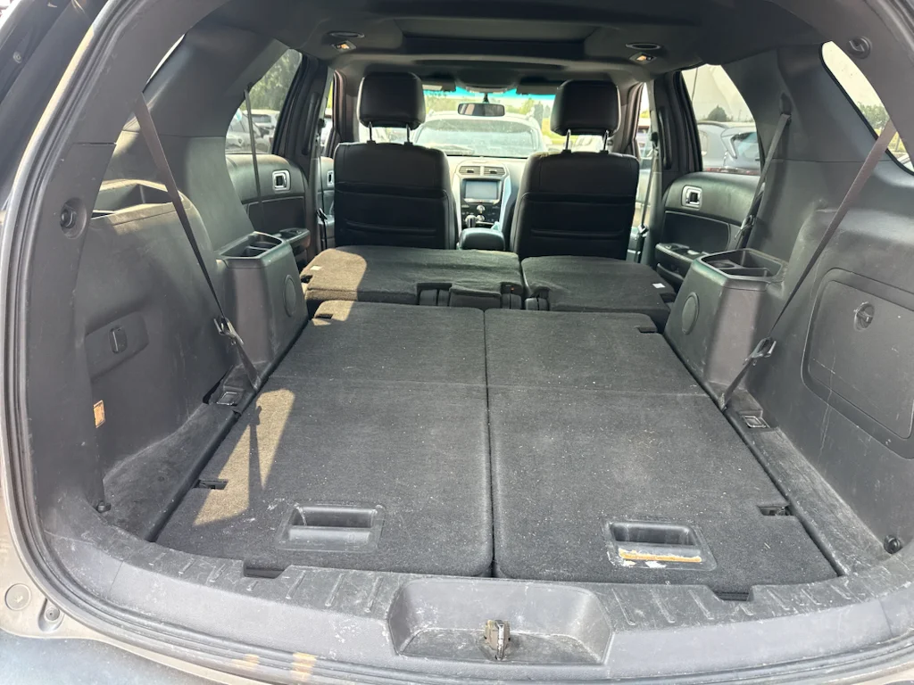 Used 2015 Magnetic Metallic Ford XLT image 10