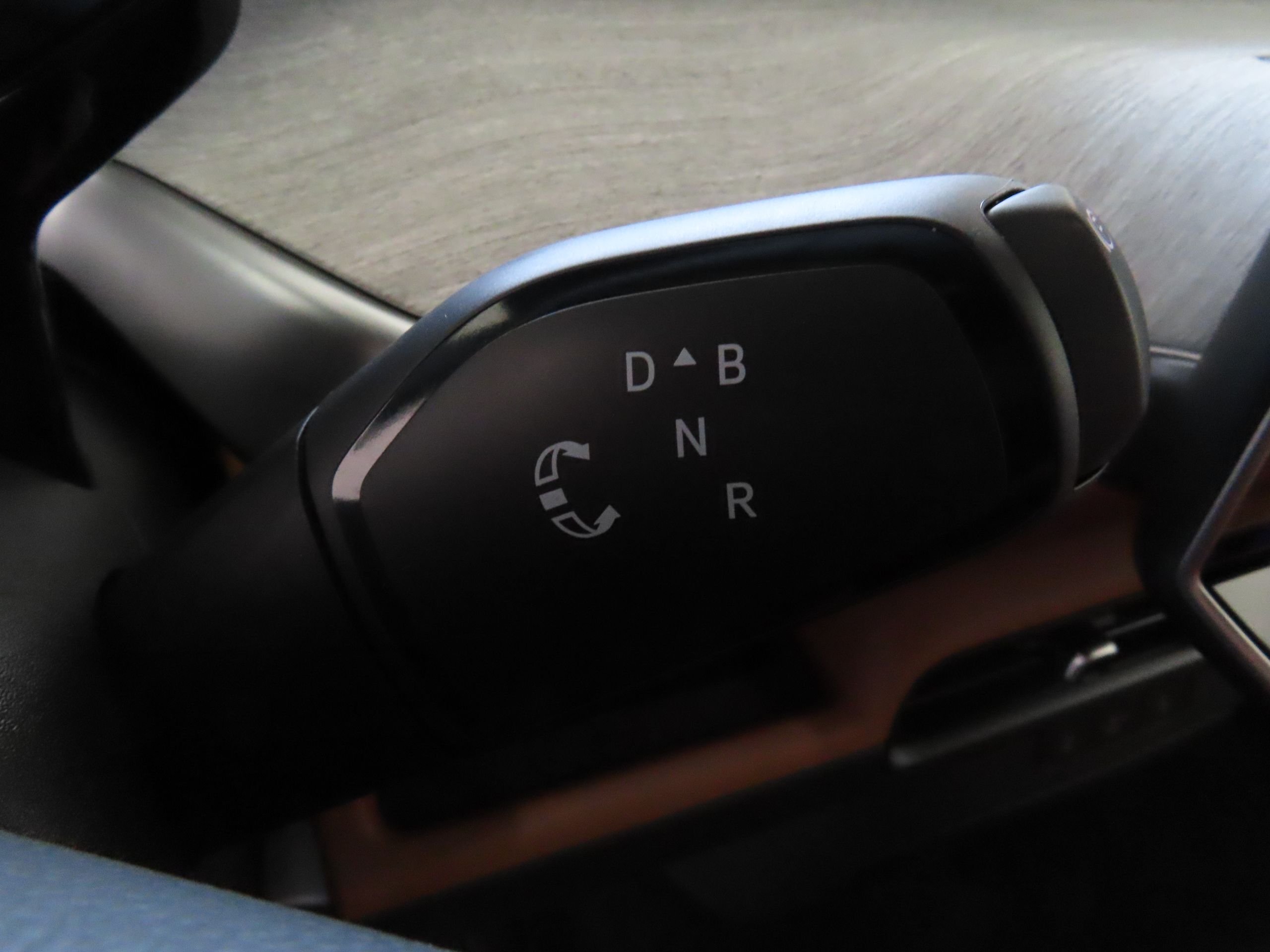 2025 Volkswagen ID. Buzz PRO S - Photo 17
