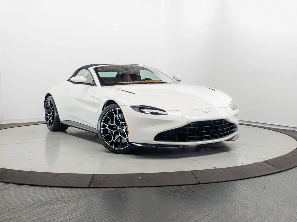 2021 Aston Martin Vantage 4.0 V8 Roadster's photo