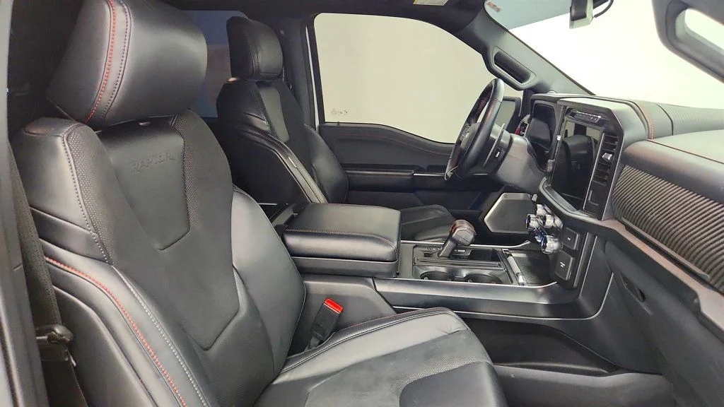 Used 2024 Oxford White Ford Raptor 4WD SuperCrew 5.5