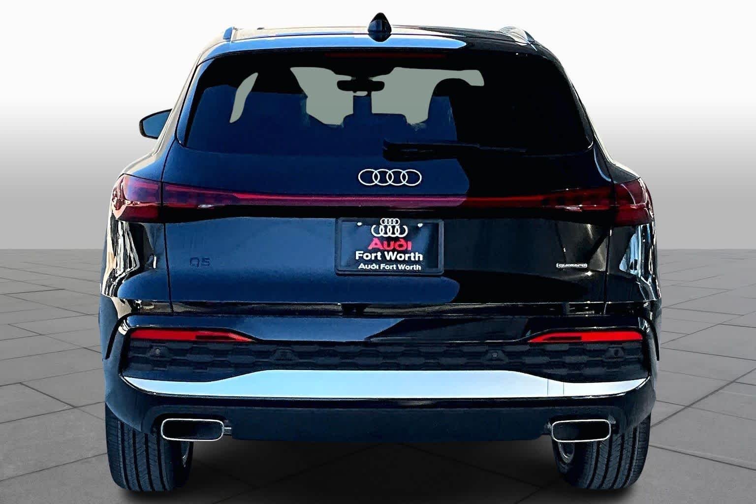 Used 2025 Mythos Black Metallic Audi Premium Plus image 4