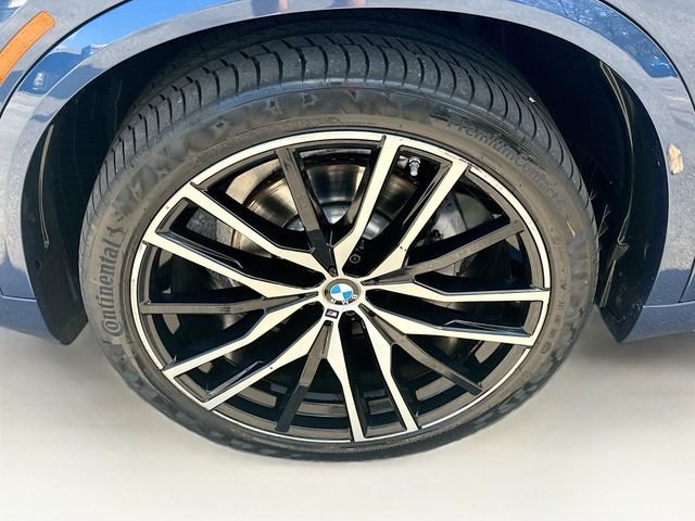 Used 2022 Blue BMW xDrive40i image 34