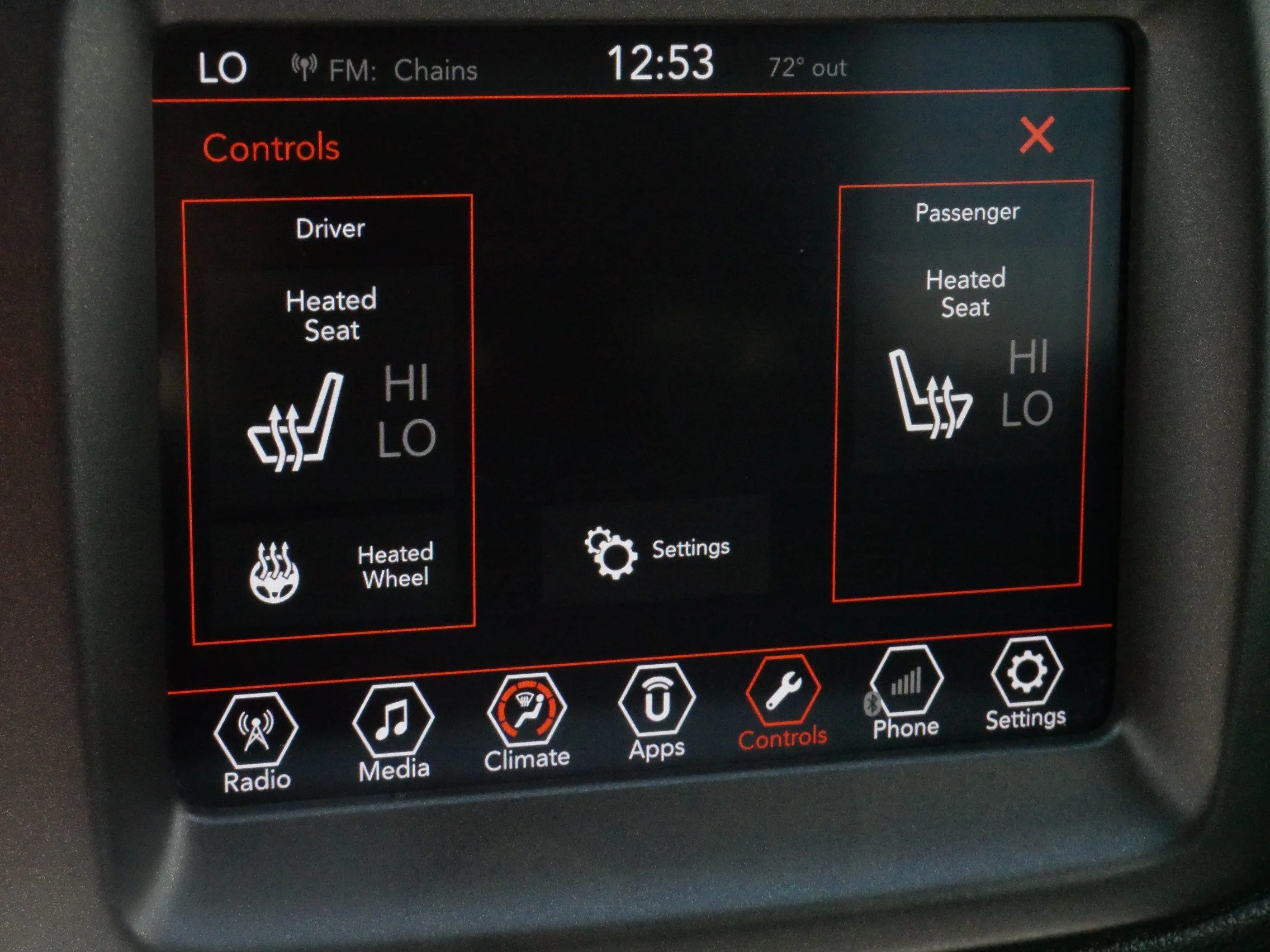 Used 2018 Diamond Black Crystal Pearlcoat Jeep Trailhawk image 30