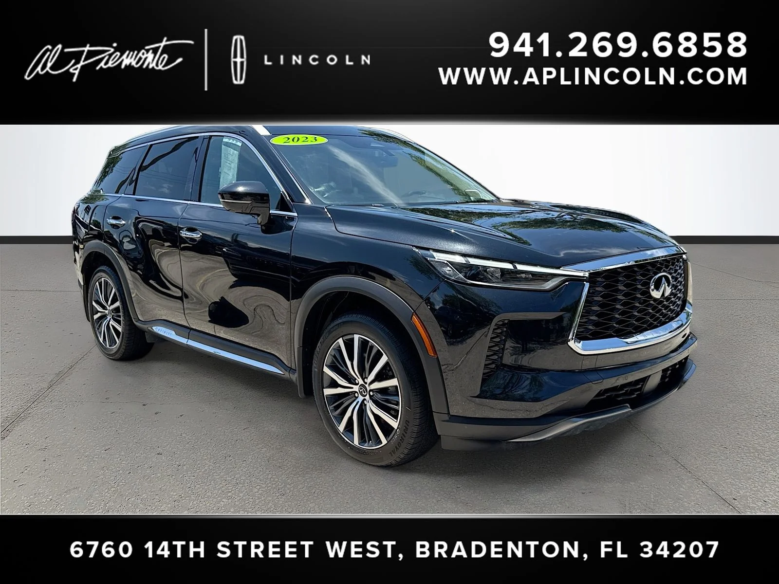 Used 2023 Black INFINITI Sensory image 1