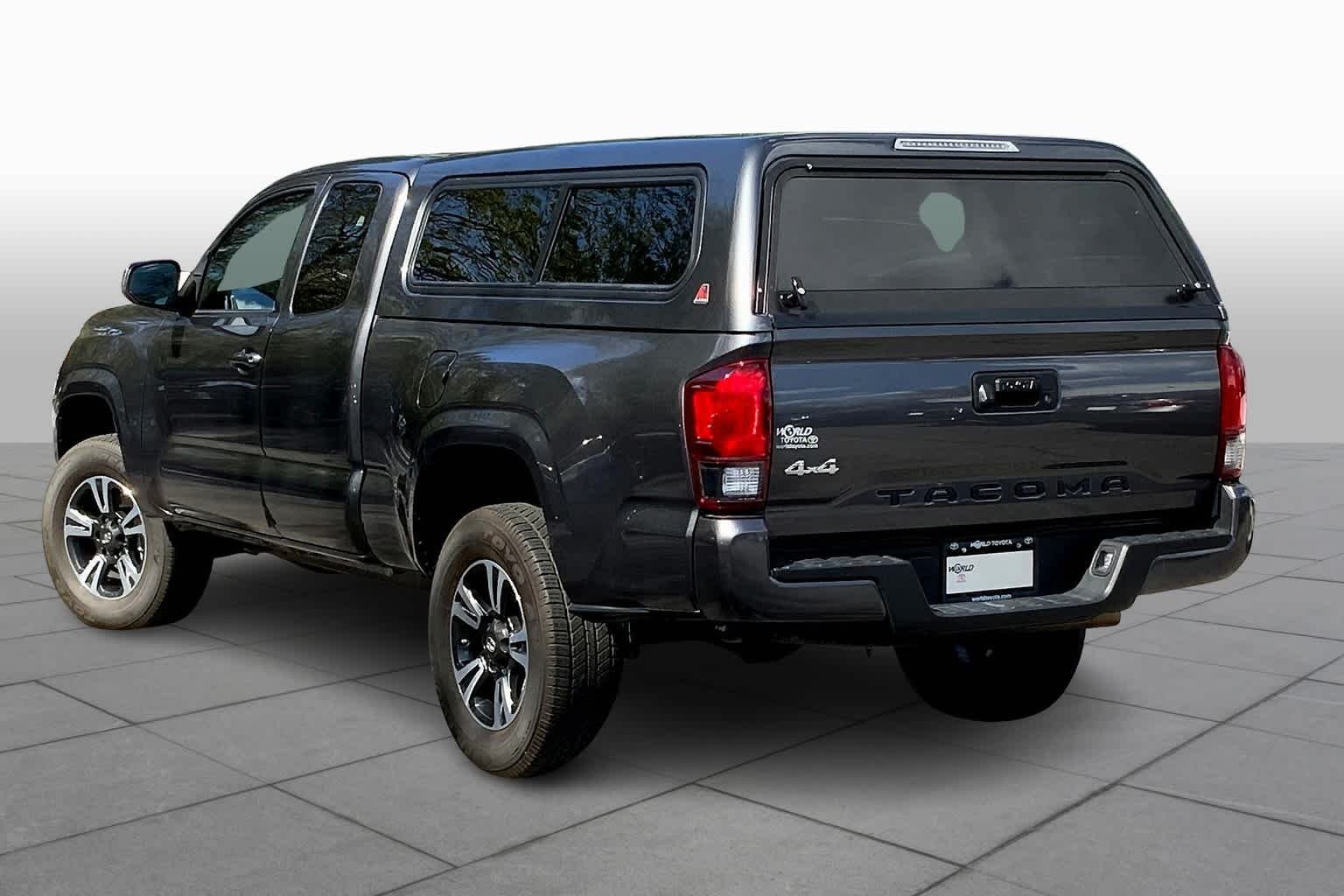 Used 2019 Magnetic Gray Metallic Toyota SR image 9