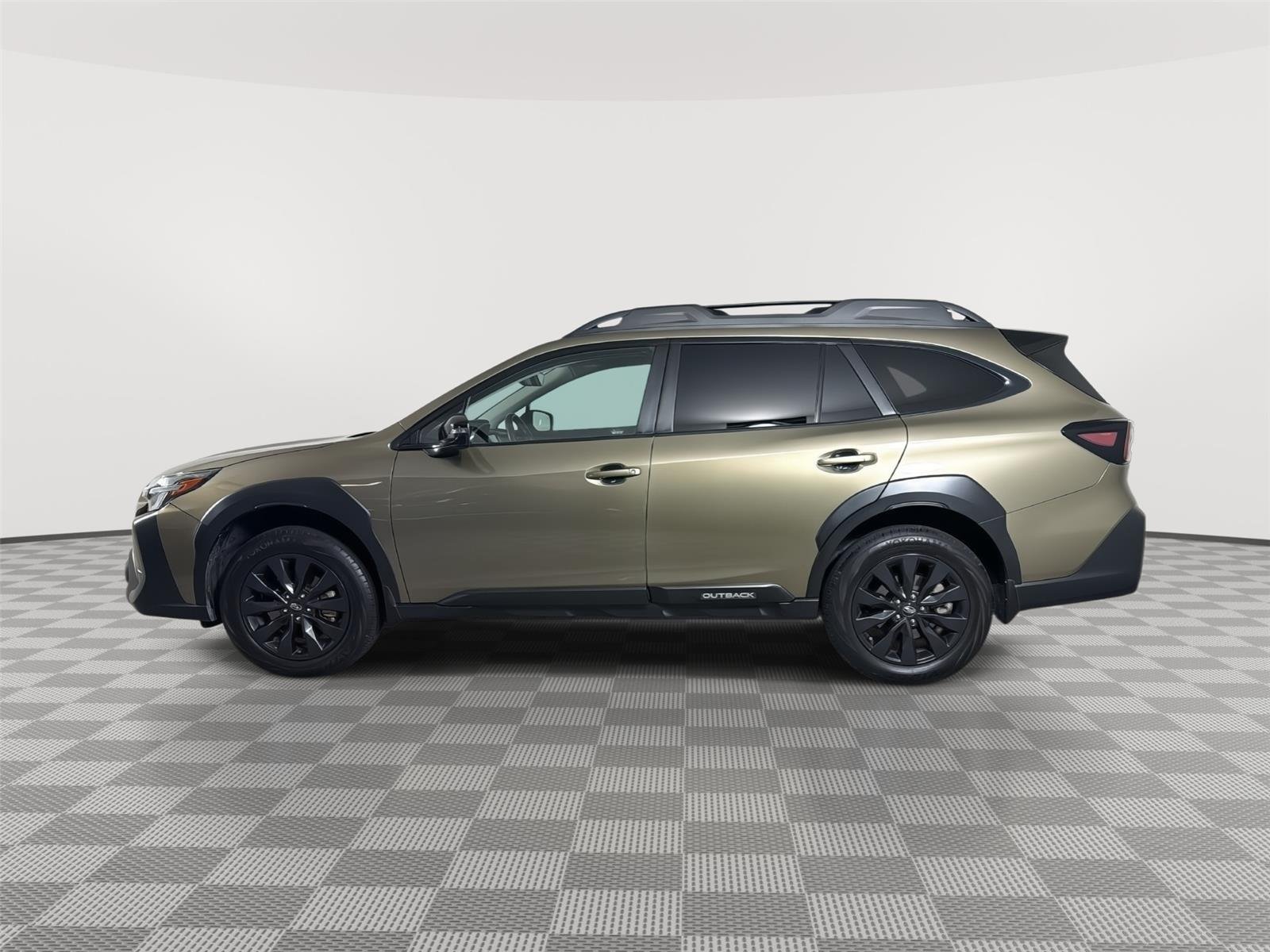 Certified Used 2023 Autumn Green Metallic Subaru Onyx Edition image 4