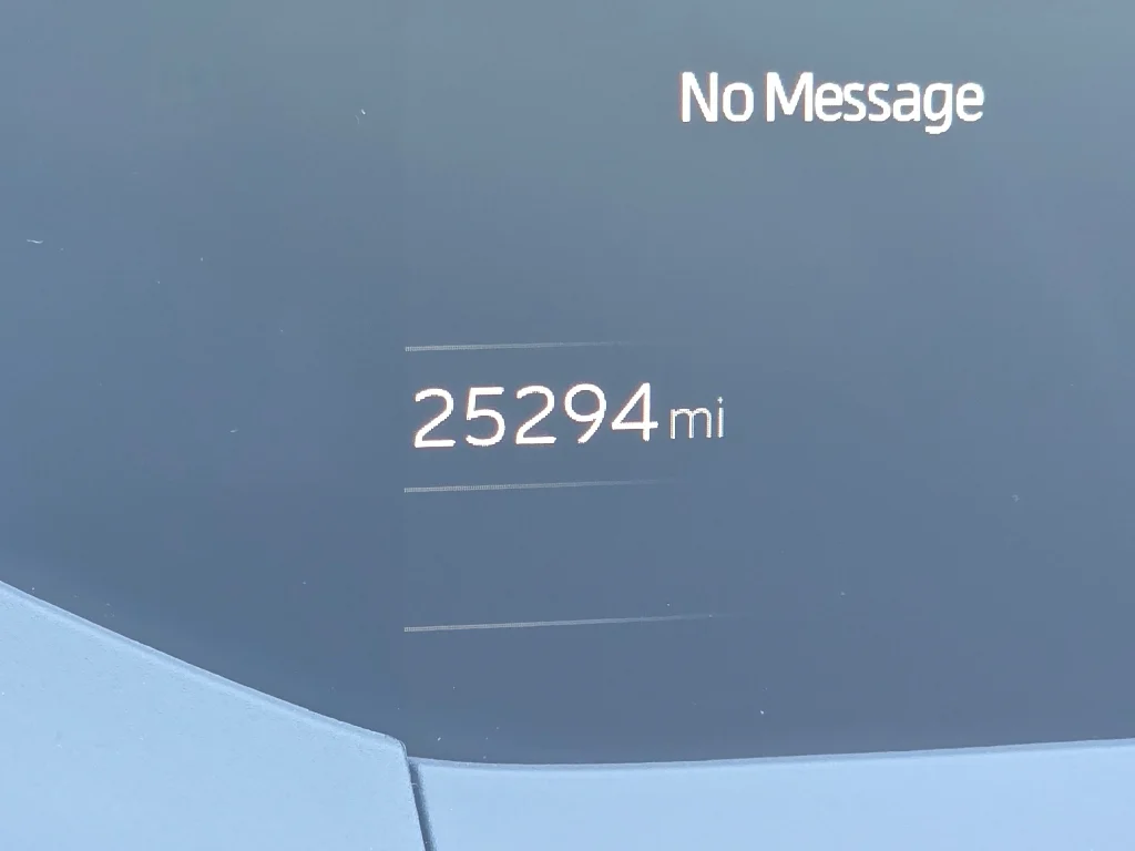 Used 2023 Wind Chill Pearl Toyota XLE image 7