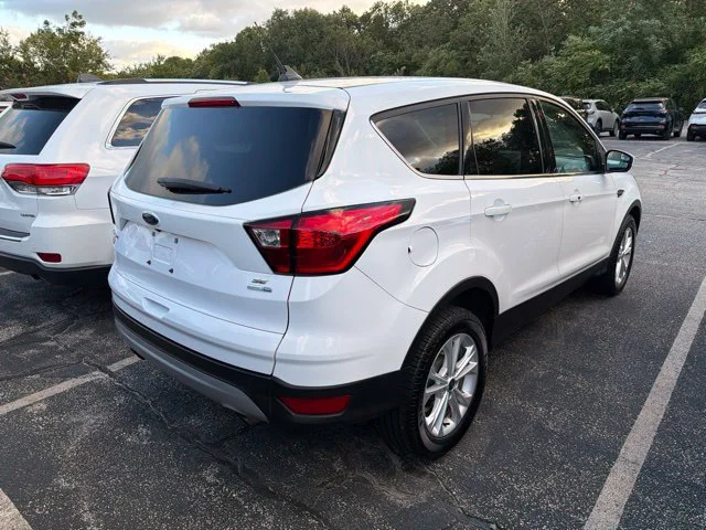 Used 2019 White Ford SE image 5