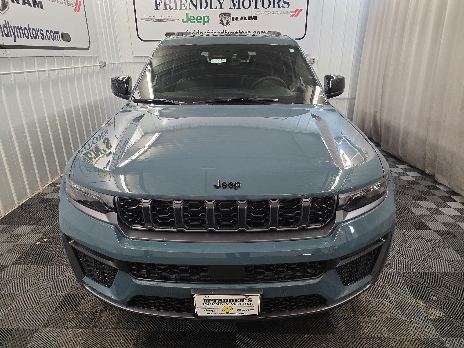 New 2026 Steel Blue Exterior Paint Jeep Limited image 9