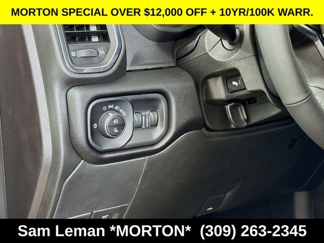 New 2026 Molten Red Pearl-Coat Exterior Paint Ram Laramie image 10