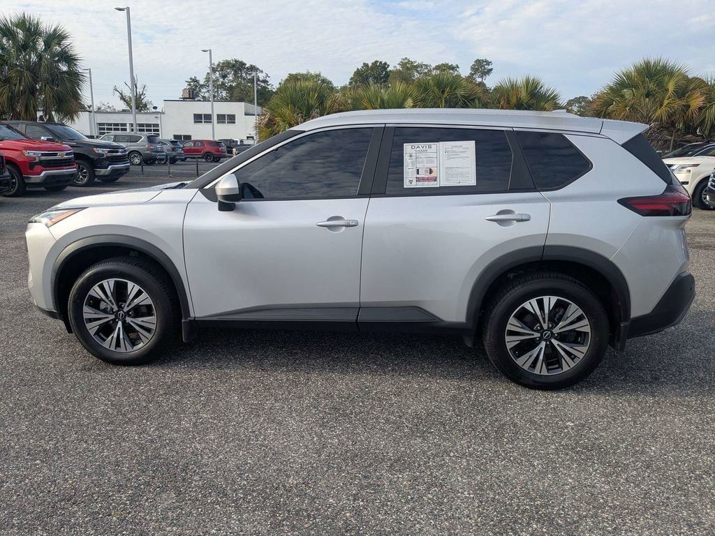 Used 2023 Silver Nissan SV image 7