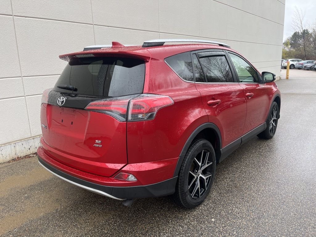 Used 2016 Barcelona Red Metallic Toyota SE image 7