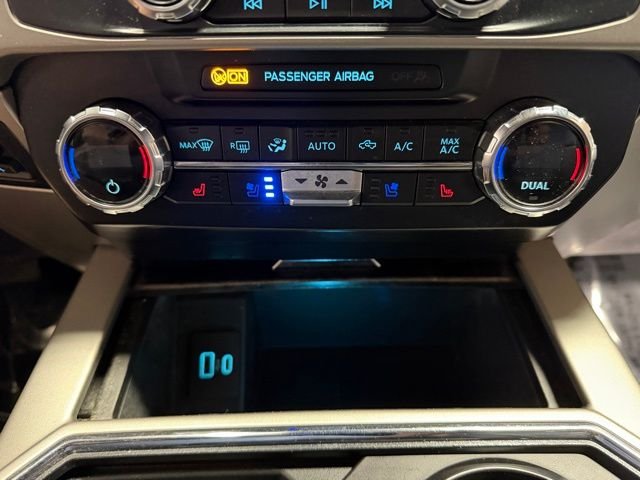 Used 2022 Oxford White Ford Lariat image 33