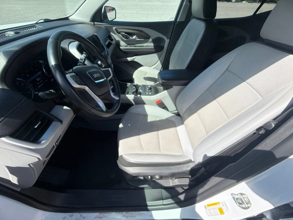 Used 2024 Summit White GMC SLT image 24