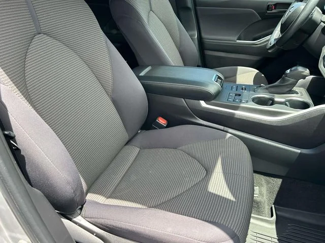 Used 2023 Silver Toyota LE image 25