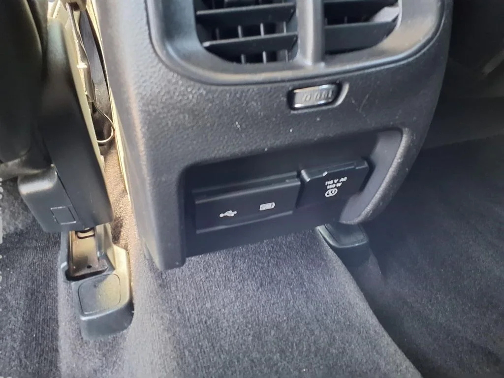 Used 2019 Red Jeep Limited image 22