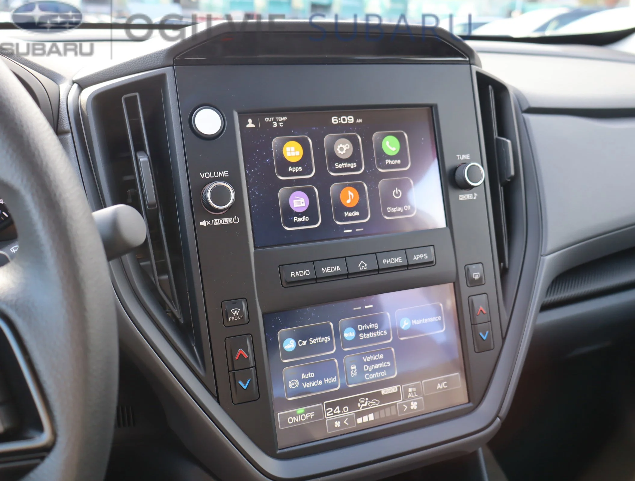 New 2026 Crystal White Pearl Subaru Convenience image 2