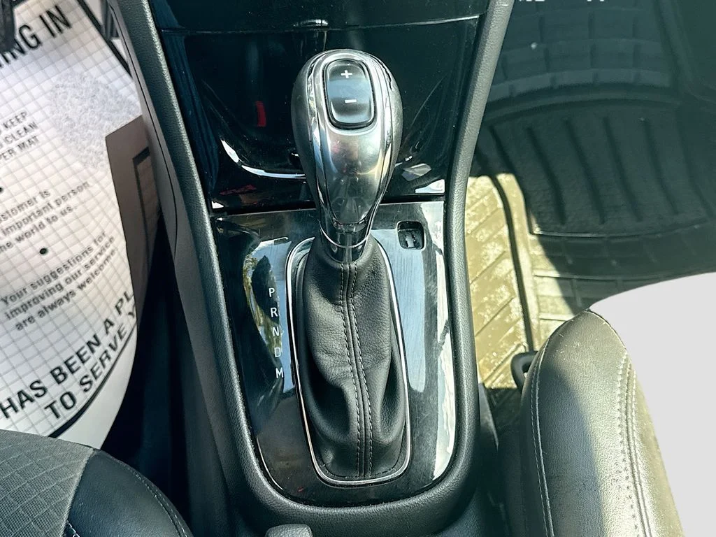 Used 2021 Black Buick Preferred image 18